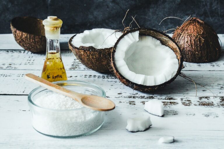 Why Coconut Oil is Ideal for Your Skin
