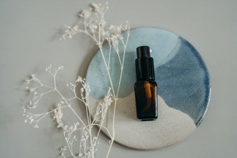 How to Use Essential Oils With Reiki